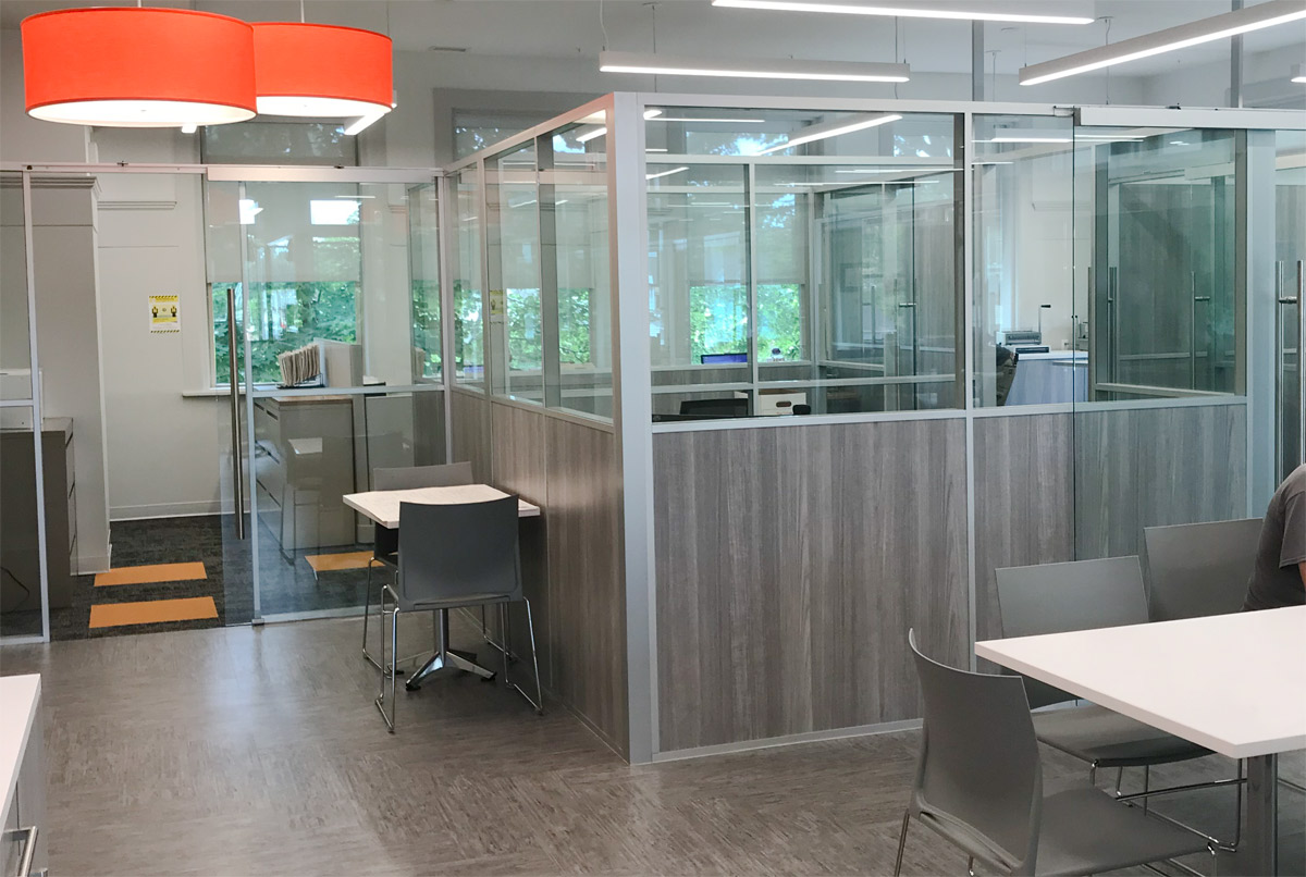 Flex Series Modular Laminate and Glass Freestanding Offices