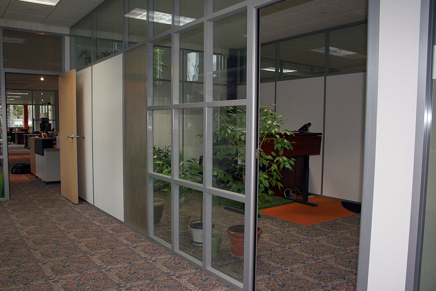 Mixed panel double glazed office walls with glass clerestory