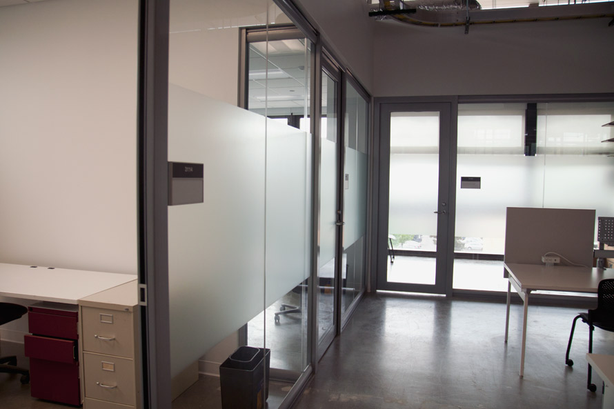 Full height glass wall system - View Series