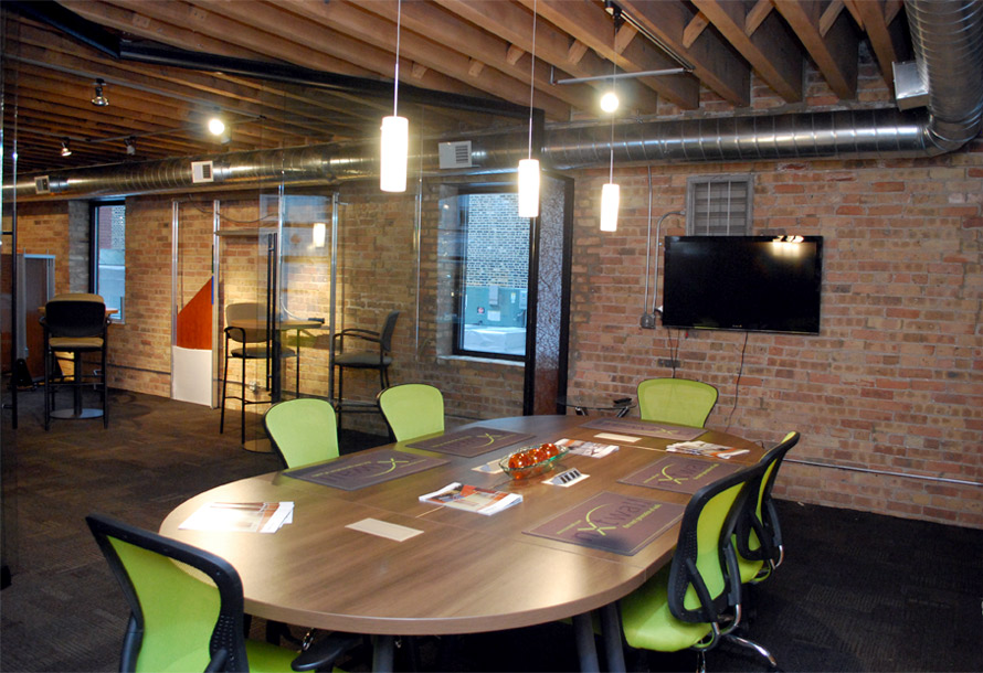 Glass conference room at NxtWall Chicago demountable walls showroom