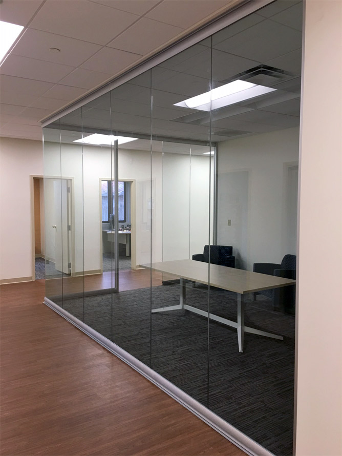 Glass conference room with modern open glass corner
