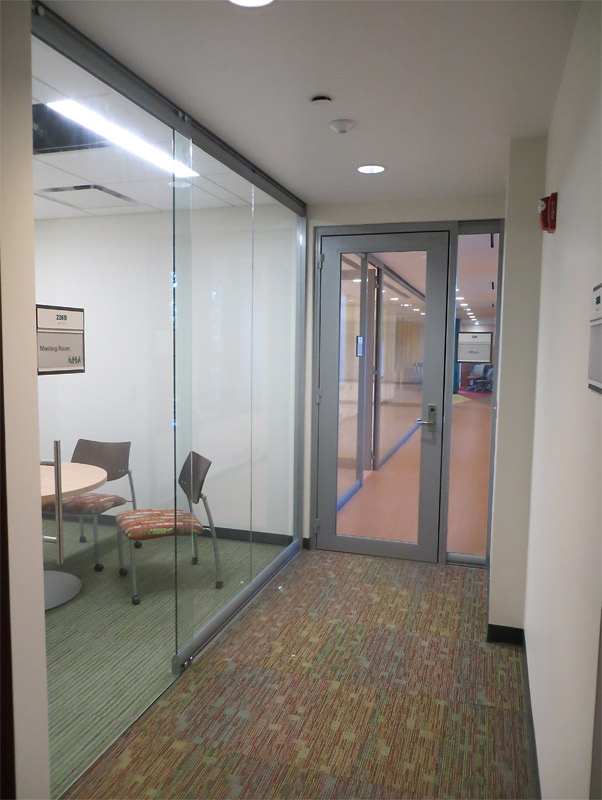 Glass meeting room with sliding door - View series