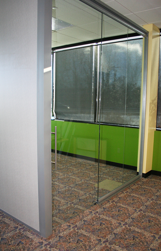 Sliding glass door (internally mounted)