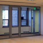 Aluminum door with glass fronts - View Series