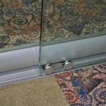 View series glass door roller detail