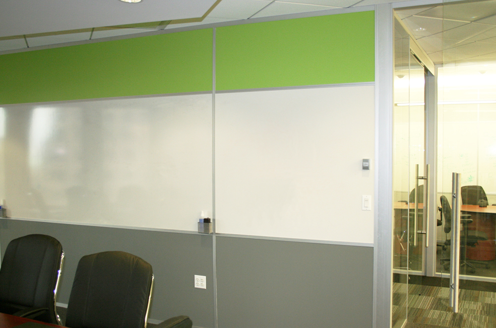 Whiteboard and Two-tone Meeting Room - Flex Series #0042