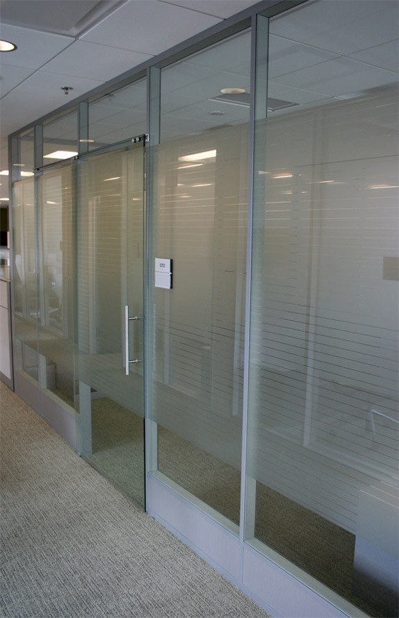Modern glass office with sliding glass door - Flex series #0660