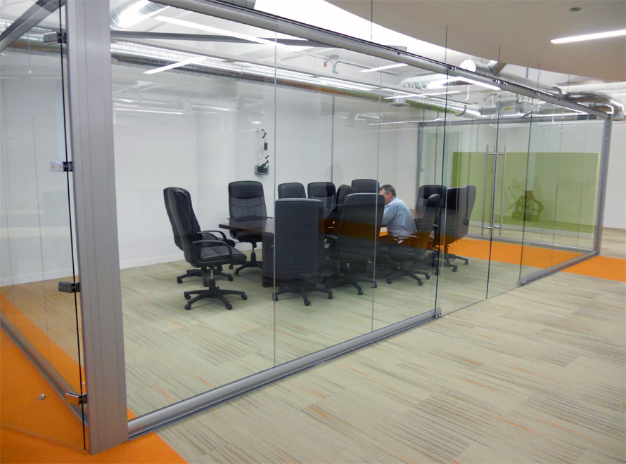 Movable Walls Chicago Minimal Seam Glass Conference Room #0203