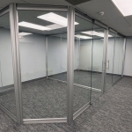 Curved Glass Wall Financial Offices Clear Anodized Frame Finish #1772