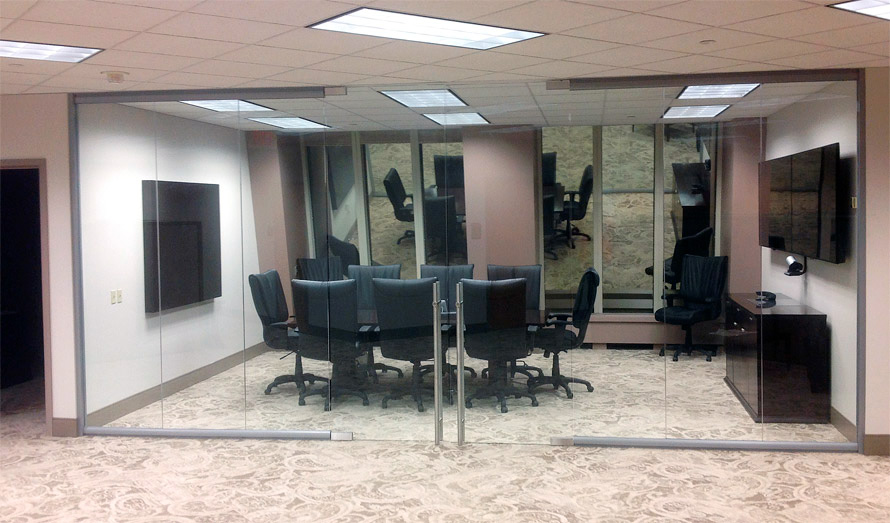 Glass conference room with double swing glass hinged doors #0580